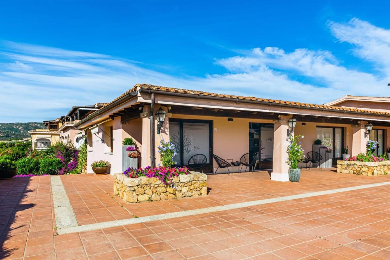 Relais Il Corallo Porto San Paolo  Eksteriør bilde